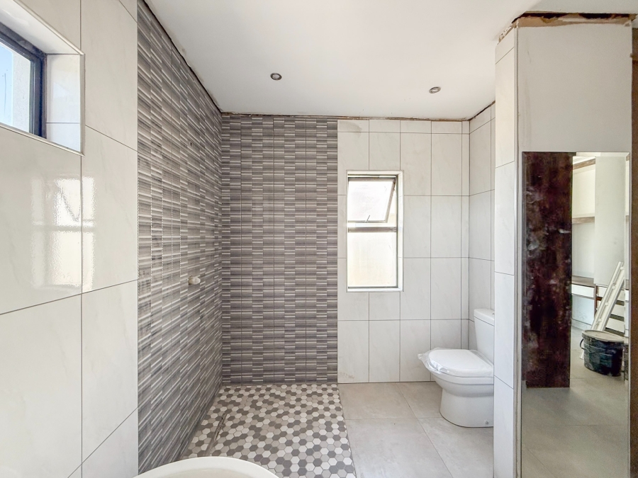 4 Bedroom Property for Sale in Xanadu Eco Park North West